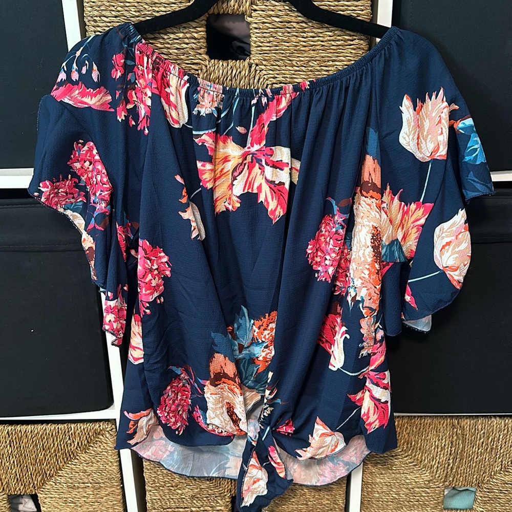 Luckymore blouse